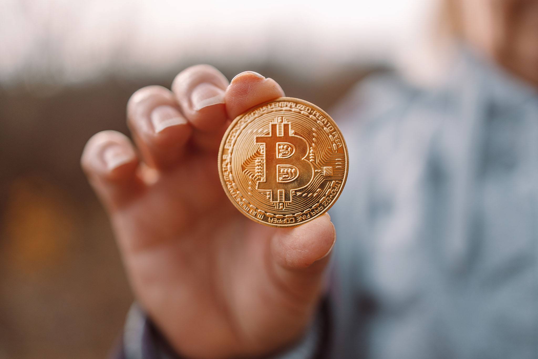 Como investir em bitcoins